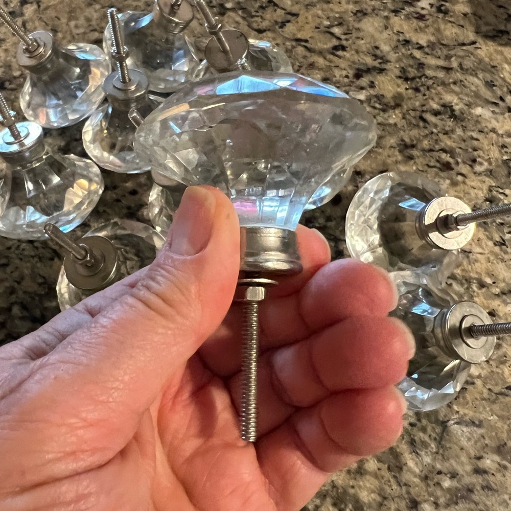 Clear Glass Knobs - Picture 2 of 4